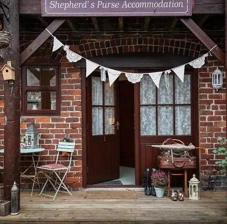 The Shepherd's Purse 3* Whitby