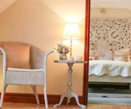 The Shepherd's Purse 3* Whitby