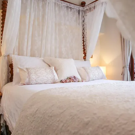The Shepherd's Purse Guest house 3*