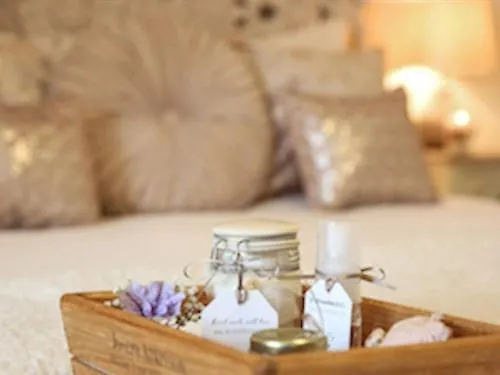 The Shepherd's Purse 3* Whitby